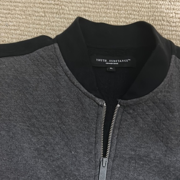 Truth.Substance black & gray sweater jacket. Size XL. - Picture 2 of 6